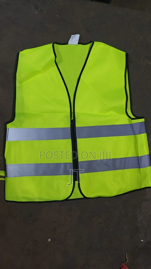 Green Safety Vest with Front Zipper - 1