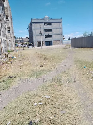Kitalu cha 50x100 Kinauzwa Makadara