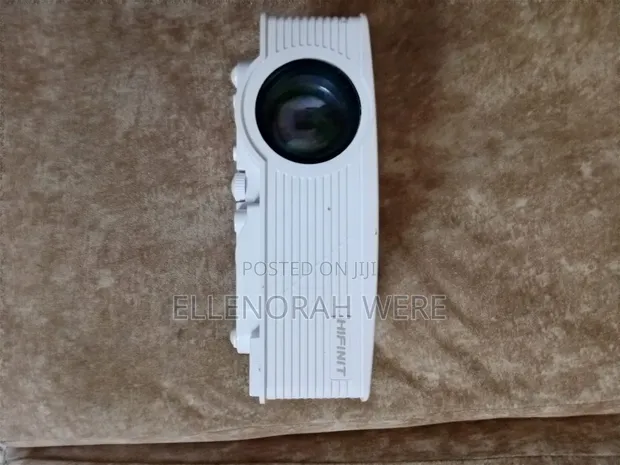 Hifinit GP16 WiFi Full HD 1080P Mini Projector - 1