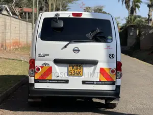 Nissan NV200 2017 Nyeupe