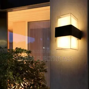 Mwanga wa Ukutani wa LED wa Nje - Rahisi Kisasa