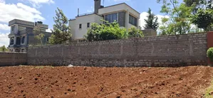 100x100 Plot ya Makazi kwa Uuzaji - Kikuyu Gikambura