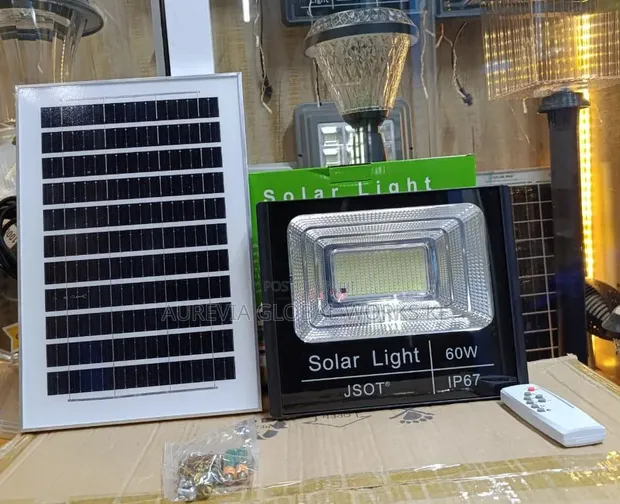 40W US Solar Floodlight - 1