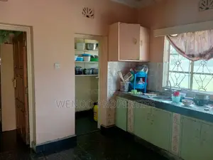 Nyumba ya Vyumba 6 kwa Uuzaji Eveready, Industrial Area (Nakuru)