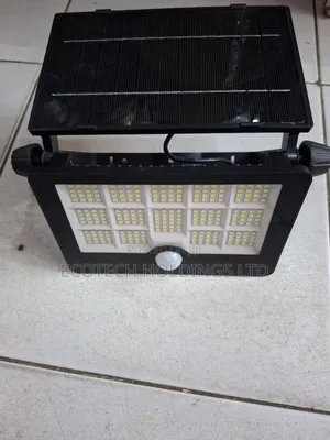 200W Solar Sensor Floodlight (Inbuilt Panel)