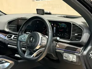 Mercedes-Benz GLE 300d 4MATIC 2019 Nyeusi