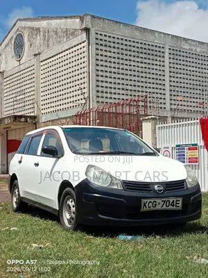Nissan Advan 2011 Nyeupe