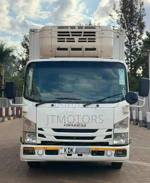 Lori la Isuzu Elf 2015 - Tayari kwa Kazi