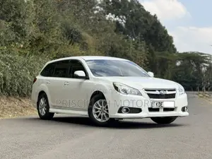 Subaru Legacy 2014 Nyeupe