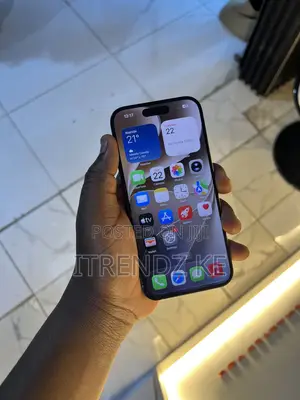 Apple iPhone 15 Pro 512GB Nyeusi