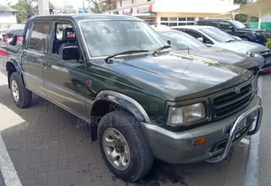 Mazda B-Series 2001 Green