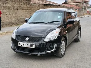 Suzuki Swift 2012 Nyeusi