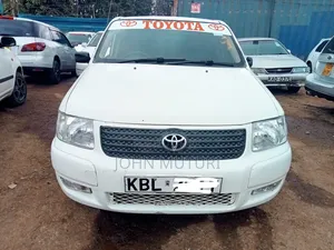 Toyota Succeed 2006 Nyeupe
