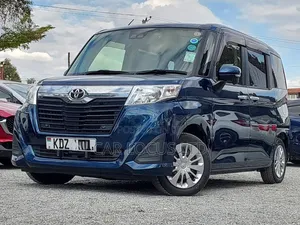 Toyota Roomy 2020 Blue