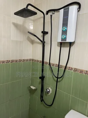 Huduma ya Kisasa ya Ufungaji wa Shower