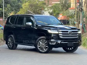 Toyota Land Cruiser 300 ZX 2026 Mpya
