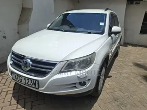 Volkswagen Tiguan 2.0 S 2009 Nyeupe