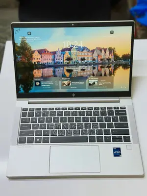 Laptop HP EliteBook 630 G10 - Core i7, 16GB RAM, 512GB SSD
