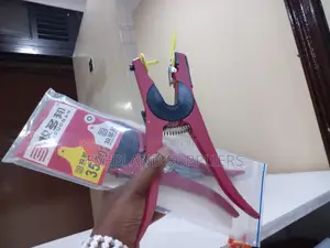 Professional Livestock Tag Applicator Pliers