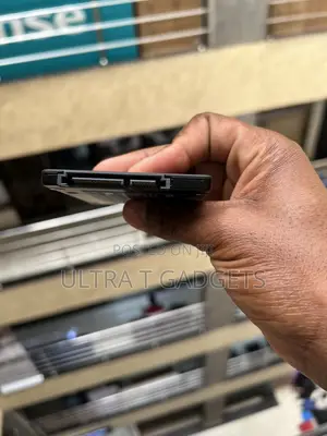 Samsung 870 EVO 4TB SSD - Imetumika