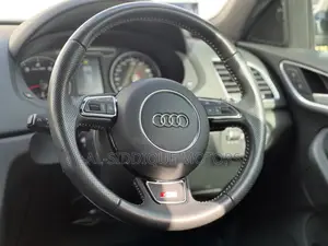 Audi Q3 2019 Black