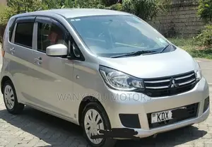Mitsubishi EK Wagon 2019 Nyeupe