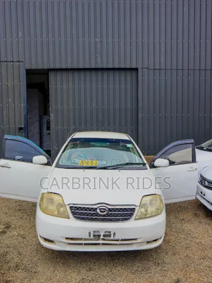 Toyota Corolla 2000 White
