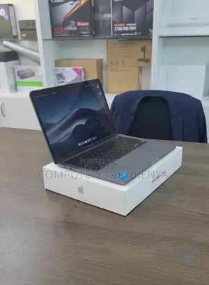 Apple MacBook Air 2020 13" Intel Core i5 8GB RAM 512GB SSD