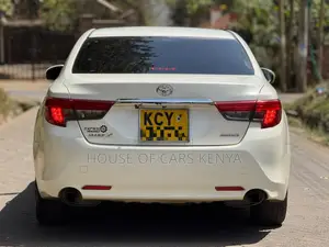 Toyota Mark X 250G 2013 Nyeupe