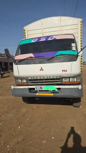 Mitsubishi FH 215 Fh Truck (2011)