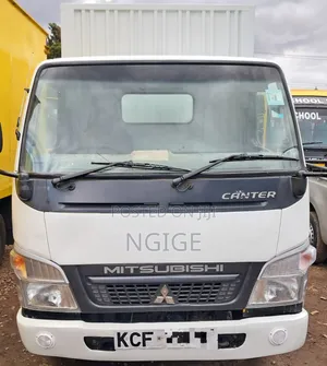 Mitsubishi Canter FE71 Lori Rigid