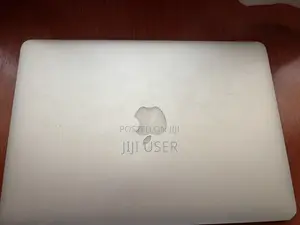 Apple MacBook Air 8GB RAM, Intel Core i5, 256GB HDD