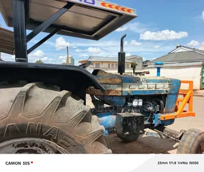Ford 5000 Tractor (2WD)