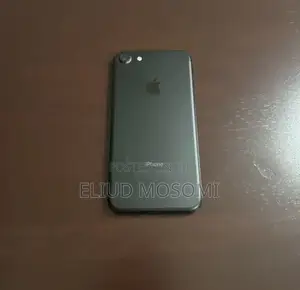 Apple iPhone 7 128GB Nyeusi