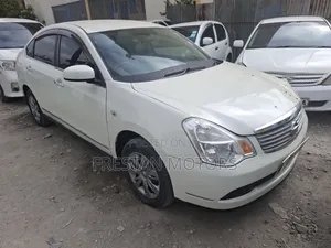 Nissan Bluebird Sylphy 2012 Nyeupe