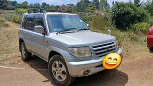 Mitsubishi Pajero Mini 2000