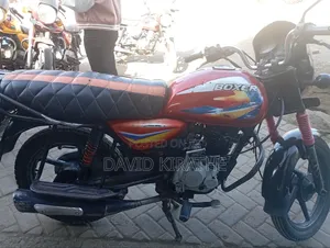 Bajaj Boxer 2023 Nyekundu