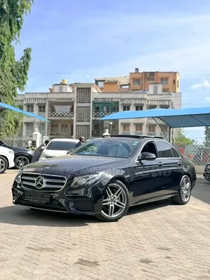 Mercedes-Benz E200 2019 Nyeusi Matt