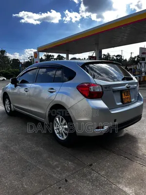 Subaru Impreza 2014 Nyeupe
