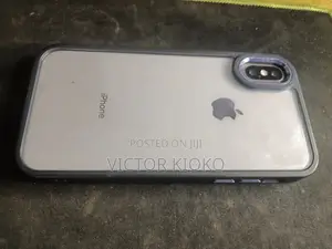 Apple iPhone X 256GB Nyeupe