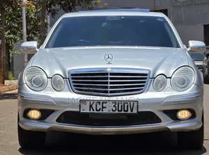 Mercedes-Benz 300E 2008 Nyeupe