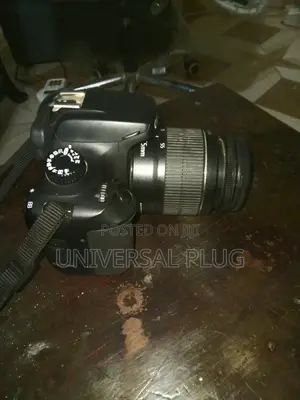 Kamera ya Canon 4000D DSLR