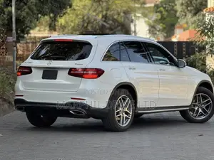 Mercedes-Benz GLC-Class 2019 Nyeupe