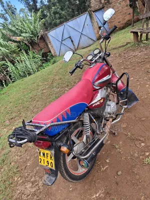 TVS HLX 125 2021 Nyekundu