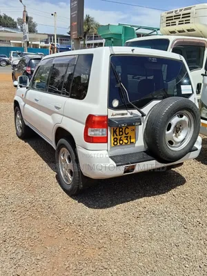 Mitsubishi Pajero 2001