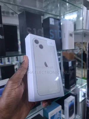 New Apple iPhone 13 256GB White