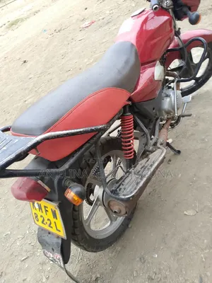 TVS HLX Plus ES 2021 Nyeusi