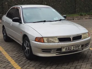 Mitsubishi Lancer CK2A 1998 Nyeupe