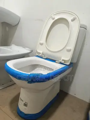 Roca Giralda WC Toilet na Cistern na Seat Cover