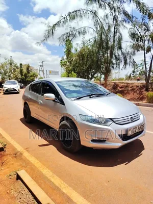 Honda Insight 2011 Nyeupe